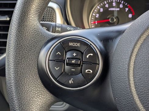 Used 2021 Kia Soul LX image 21