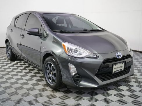 Used 2015 Toyota Prius C Two FWD image 9