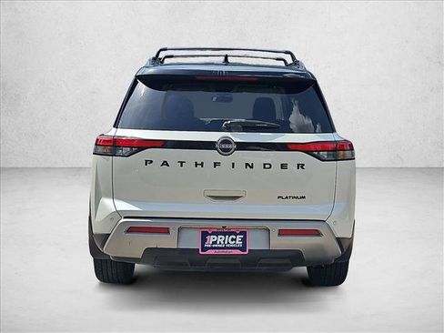 Used 2024 Nissan Pathfinder Platinum w/ Lighting Package (N93) FWD image 7
