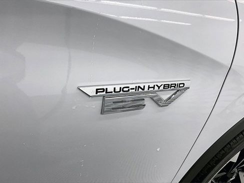 Used 2024 Mitsubishi Outlander SE image 33