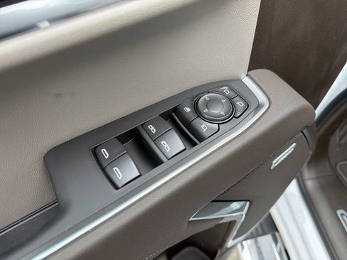 New 2026 GMC Sierra 1500 SLT AWD/4WD image 17