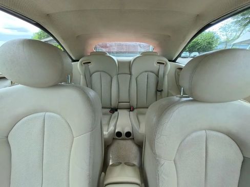 Used 2005 Mercedes-Benz CLK 320 Cabriolet image 25