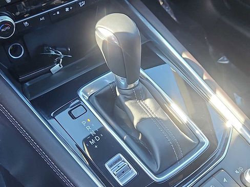 Used 2024 MAZDA CX-5 Signature image 27