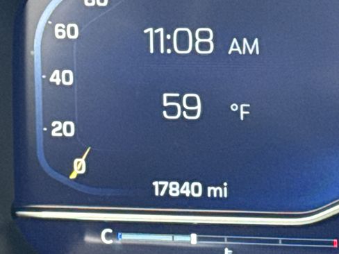 Certified 2025 Chevrolet Silverado 1500 High Country w/ Technology Package image 22