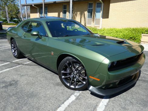 Used 2023 Dodge Challenger R/T Scat Pack w/ Plus Package image 6