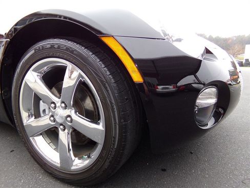 Used 2007 Pontiac Solstice Convertible w/ Premium Package image 9
