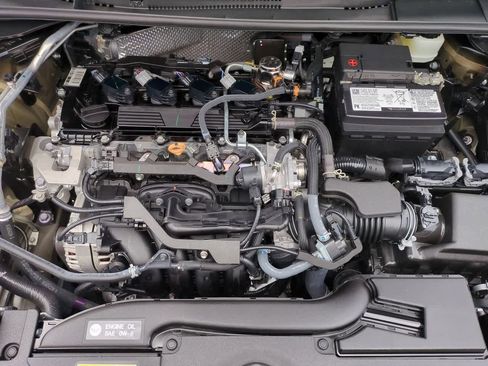 Used 2025 Toyota Corolla LE image 15