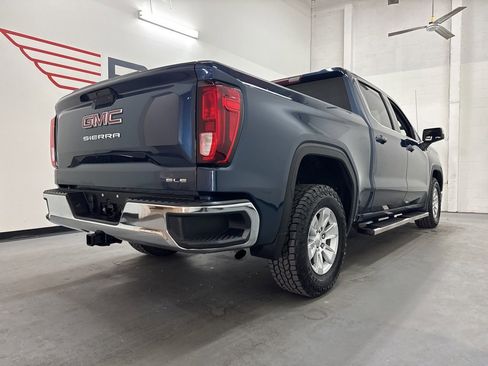 Used 2019 GMC Sierra 1500 SLE w/ SLE Value Package image 9