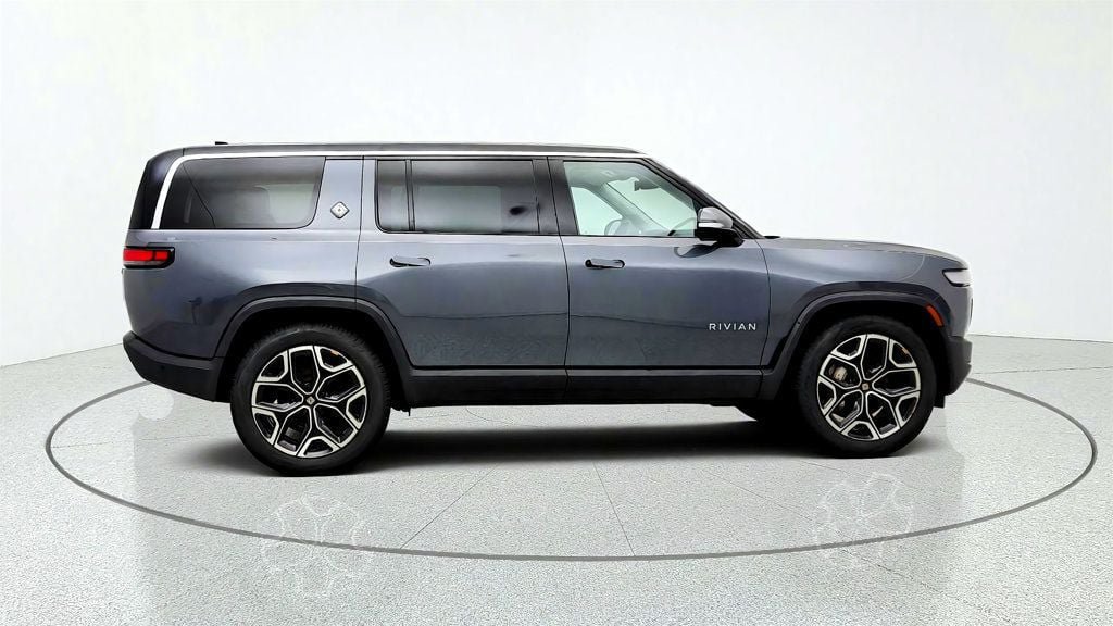 Used 2024 Rivian R1S Adventure Dual AWD/4WD image 4
