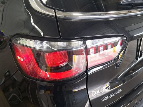 Certified 2023 Jeep Compass Limited AWD/4WD image 34