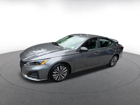 Used 2026 Nissan Altima 2.5 SV FWD image 7