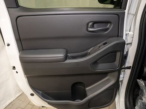 New 2026 Nissan Frontier SV w/ Tow Package image 10