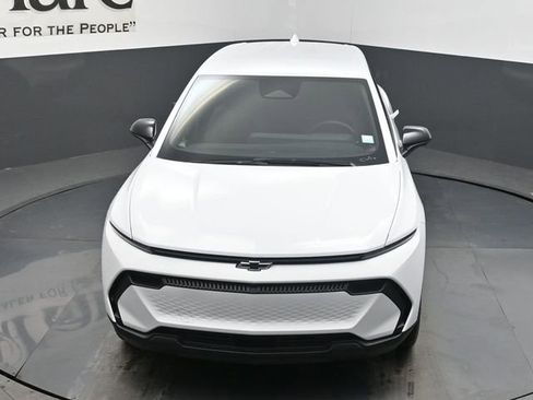 New 2026 Chevrolet Equinox EV LT image 37
