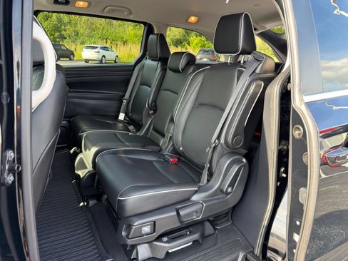 Used 2025 Honda Odyssey Touring image 29