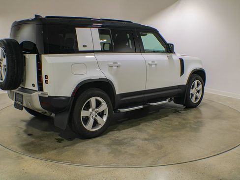 Used 2023 Land Rover Defender 110 S AWD/4WD image 6