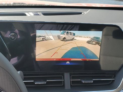 New 2026 Chevrolet Trax LT image 24