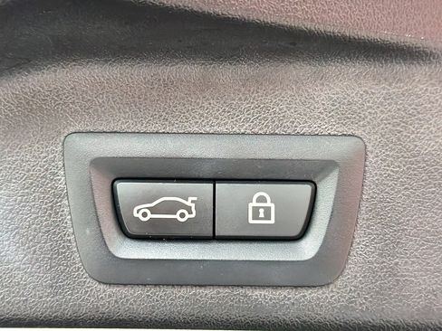 Used 2021 BMW X5 M50i AWD/4WD image 12