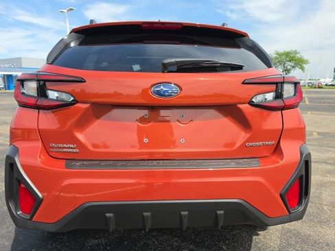 Used 2025 Subaru Crosstrek 2.0i Premium AWD/4WD image 7
