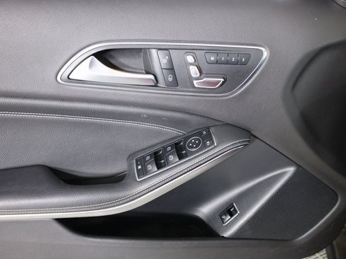 Used 2019 Mercedes-Benz GLA 250 GLA 250 image 9