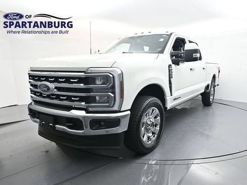 Certified 2025 Ford F350 Lariat w/ Lariat Ultimate Package AWD/4WD image 3