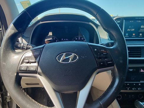 Used 2020 Hyundai Tucson Sport AWD/4WD image 12