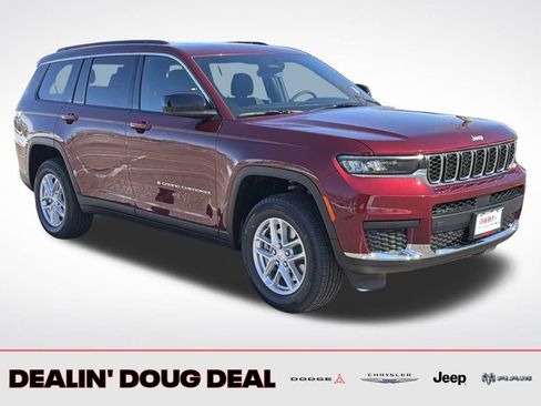 New 2026 Jeep Grand Cherokee L Laredo image 7