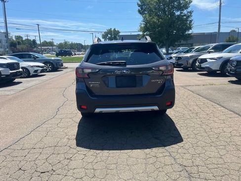 Used 2024 Subaru Outback Limited XT AWD/4WD image 11
