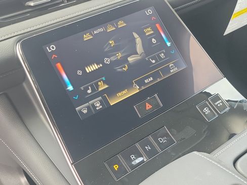 New 2026 INFINITI QX80 Luxe w/ Cargo Package image 16