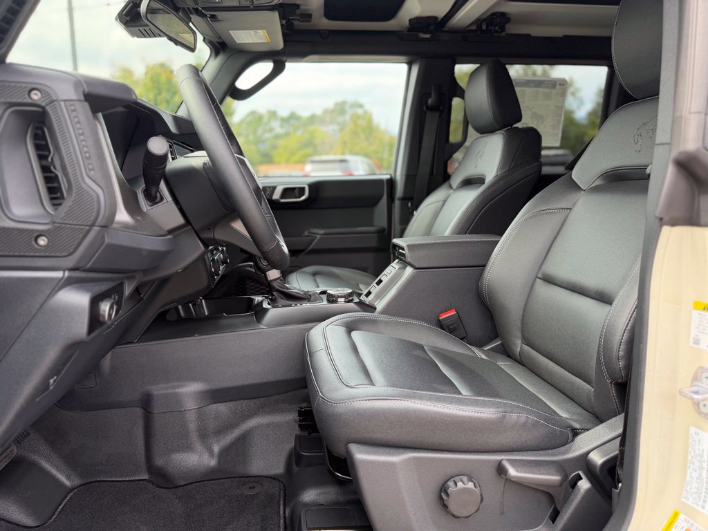 New 2026 Ford Bronco Big Bend w/ Black Diamond Package AWD/4WD image 14