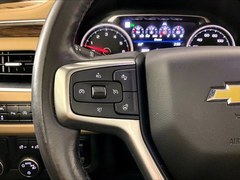 Used 2021 Chevrolet Tahoe Premier w/ Premium Package image 22