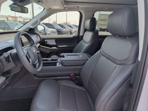 New 2026 Ford Expedition Active image 18