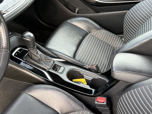 Used 2020 Toyota Corolla XSE image 20