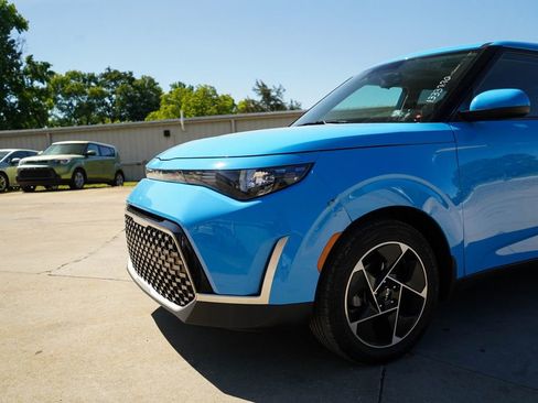 Used 2023 Kia Soul EX FWD image 18