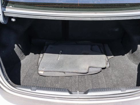 Used 2014 Hyundai Elantra SE image 27