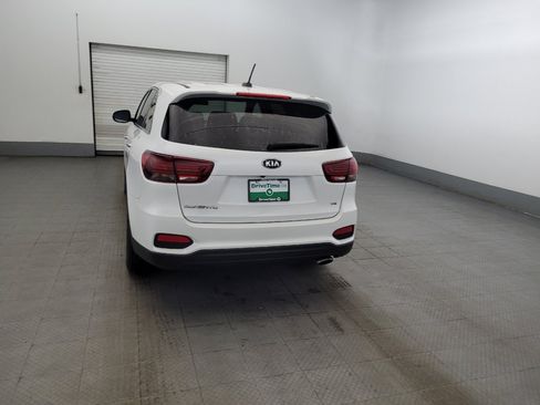 Used 2020 Kia Sorento FWD V6 image 6