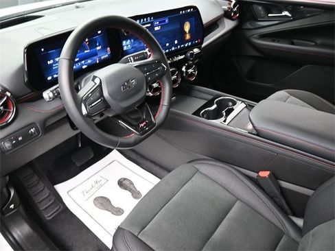 Used 2024 Chevrolet Blazer EV RS image 18