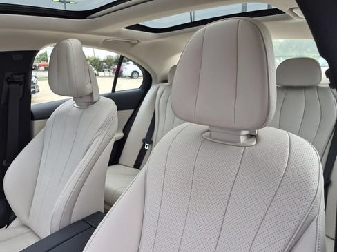 Used 2025 Mercedes-Benz E 350 Sedan image 15