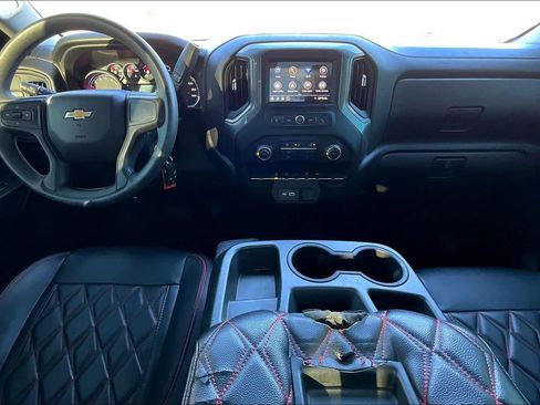 Used 2022 Chevrolet Silverado 1500 Custom image 18