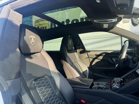 Used 2022 Lamborghini Urus image 48