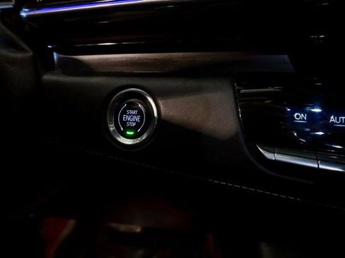 Used 2023 Cadillac Escalade V w/ LPO, ONYX Package image 50