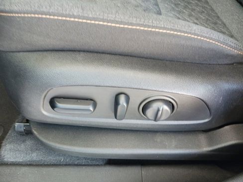 Used 2022 Chevrolet Equinox LT image 14