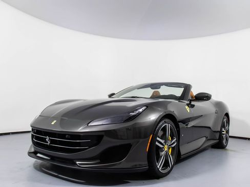 Certified 2019 Ferrari Portofino image 29