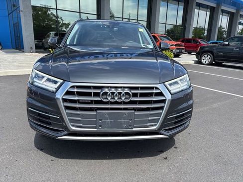 Used 2018 Audi Q5 2.0T Premium Plus w/ Premium Plus Package AWD/4WD image 3