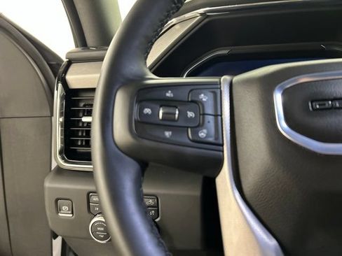 Used 2025 GMC Sierra 2500 Denali w/ Denali Reserve Package AWD/4WD image 10