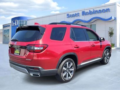 Used 2025 Honda Pilot Touring