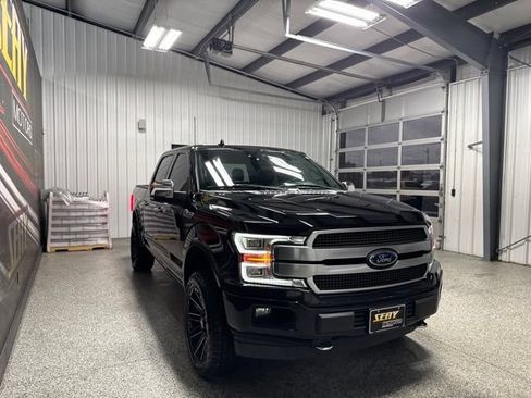 Used 2018 Ford F150 Platinum w/ Equipment Group 701A Luxury AWD/4WD image 31