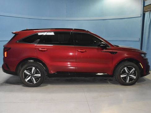 Used 2023 Kia Sorento S w/ Panoramic Sunroof Package image 24