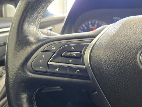 Used 2019 INFINITI Q60 3.0t Luxe w/ Essential Package image 23