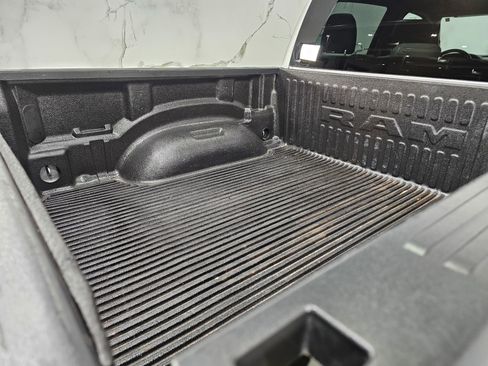 Used 2022 RAM 1500 Big Horn AWD/4WD image 11