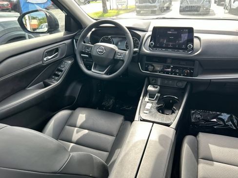 Certified 2026 Nissan Rogue Dark Armor FWD image 11